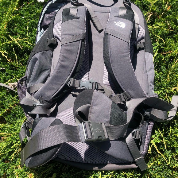 The north face stormbreak 35 Backpack - Picture 5 of 7